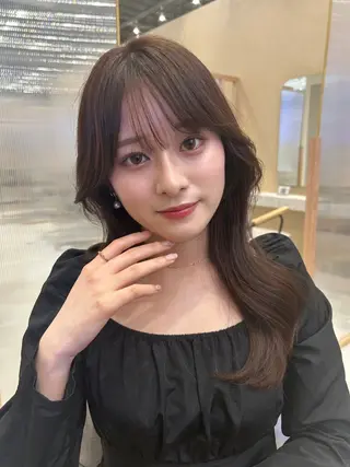 セミロング 韓国レイヤー透明感 カラーヨウスケのヘアスタイル
