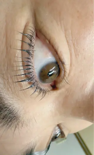 マツエク・マツパ マイトレーヤー HAIR ROOM所属・谷川 穂のヘアスタイル