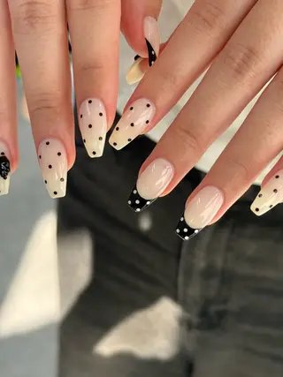 ネイル LULUMU Aoiのネイルデザイン