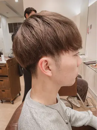 ショート カラー 加藤 圭佑のヘアスタイル