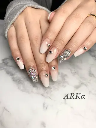 ロング カラー ネイル Nailsalon ARKαのネイルデザイン