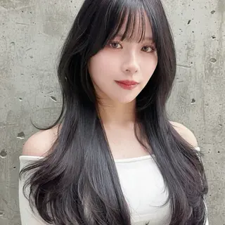 セミロング ハッシュカット 田窪珠妃のヘアスタイル