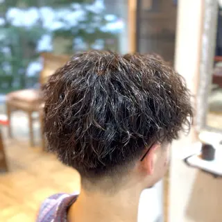 ミディアム パーマ メンズ 💥桜木町メンズ専門 💥ルキのヘアスタイル