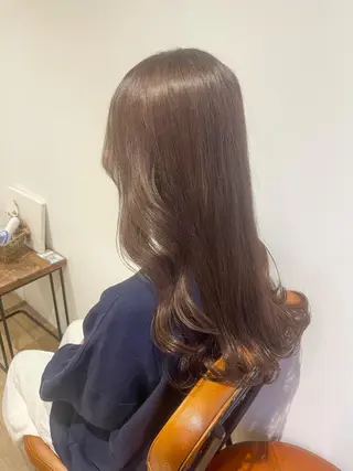 ロング カラー パーマ ヘアアレンジ キッズ ネイル マツエク・マツパ アイブロウ Himawari♡ 柔らかいカラーのヘアスタイル