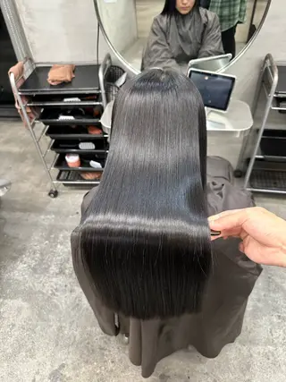 ロング カラー パーマ 髪質改善✨️ 美髪矯正🍵｜ヨコチのヘアスタイル