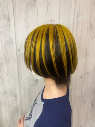 ミディアム ゆぴ☾‪/推しカラー /ハイトーンのヘアスタイル