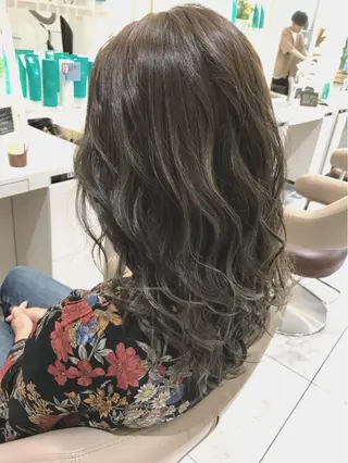 セミロング カラー 山崎俊輔/髪質改善 /バレイヤージュのヘアスタイル