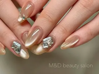 ネイル M&D BeautySalon銀座店所属・M&D 銀座店のネイルデザイン