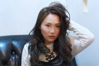 ロング カラー 坂本 直樹のヘアスタイル