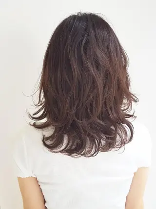セミロング カラー 美髪⭐︎髪質改善 井上 康司のヘアスタイル