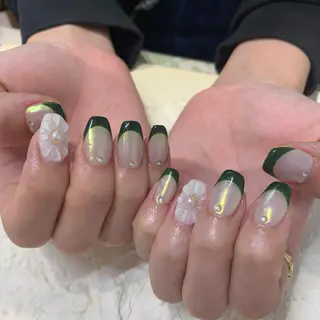 ネイル マキノ ユイのネイルデザイン