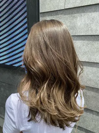 ミディアム 艶カラー/髪質改善/ 西 大喜(ひろき)のヘアスタイル