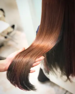 ロング 10月限定モニター 髪質改善美髪矯正のヘアスタイル