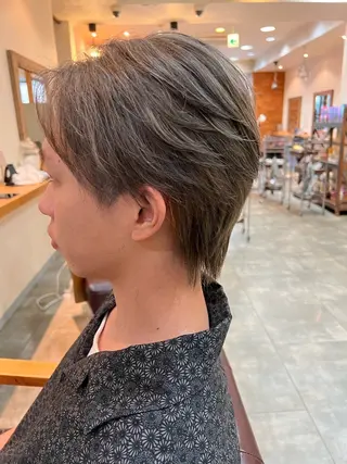 カラー メンズ 透明感・艶感 小坂隼斗のヘアスタイル