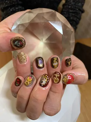 ネイル LAVISH nail salonのネイルデザイン