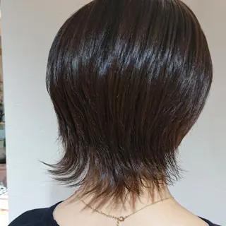 ショート alushe 岡 陽子のヘアスタイル