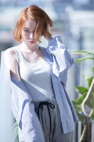 ミディアム カラー にった みずきのヘアスタイル