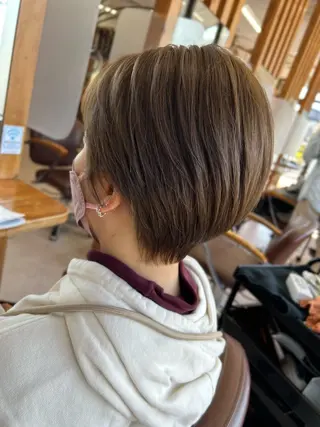 ショート LAUGH TALE所属・比嘉 秀弥のヘアスタイル