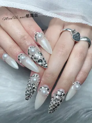 ネイル MoonHi Nail 朝霞台のネイルデザイン