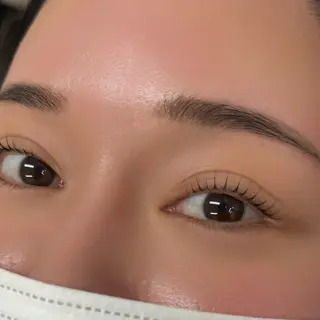 マツエク・マツパ Le'a first ／Misakiの眉毛・アイブロウイメージ