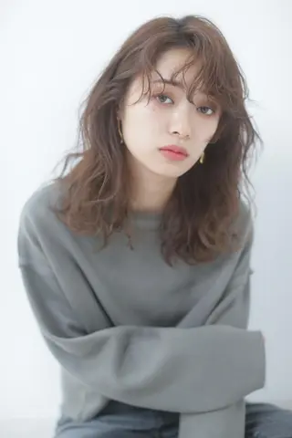 ミディアム 美髪形成！色素改善！ 秋田　和輝のヘアスタイル