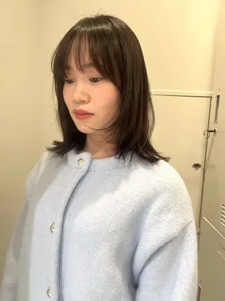ミディアム カラー レイヤーカット🍏 オリーブ/ののかのヘアスタイル