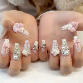 ネイル 💎🐰 saki. m 🐰💎のネイルデザイン