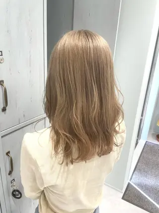 セミロング カラー 田島 仁美のヘアスタイル