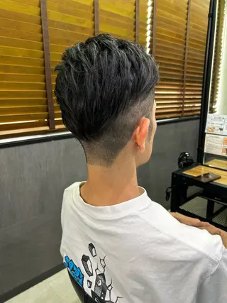 ショート メンズ アイブロウWAX /似合わせ眉特化のヘアスタイル