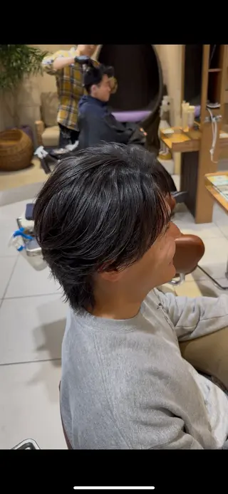 ショート カラー パーマ ヘアアレンジ メンズ 新宿のパーマ職人/ メンズパーマ/石見のヘアスタイル