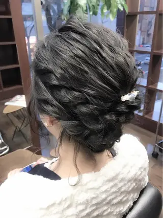 ミディアム セミロング ヘアアレンジ 沢田 瞳のヘアスタイル