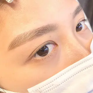 アイブロウ 大人の為のデザイン 🫧Misuzuのマツエク・マツパデザイン