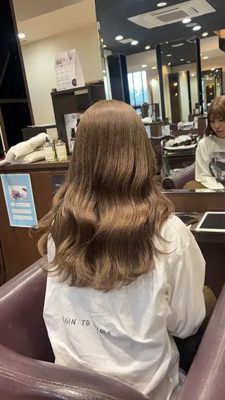 ロング カラー 譜久島 かりんのヘアスタイル