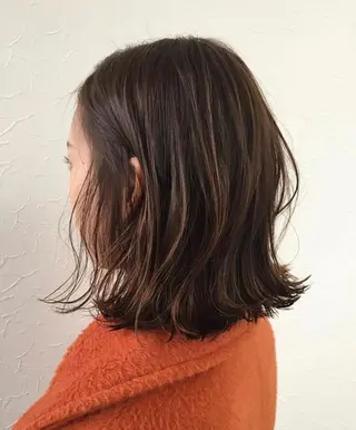 ミディアム 松浦 圭希のヘアスタイル