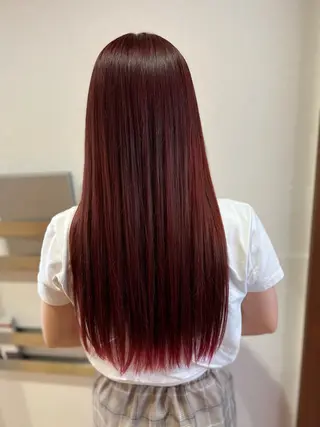 ロング カラー 蓮見  友里のヘアスタイル