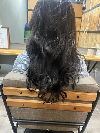 セミロング カラー パーマ ヘアアレンジ メンズ キッズ ネイル マツエク・マツパ アイブロウ 久木原 ゆりのヘアスタイル