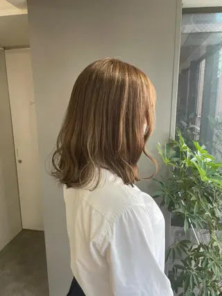 ミディアム ♡透明感/艶カラー/ M a I ♡のヘアスタイル