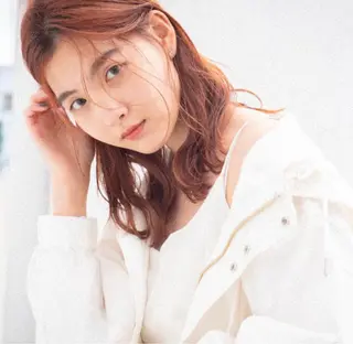 セミロング 🌷BASSA池袋 🌷ミネモモ🍑🤍のヘアスタイル