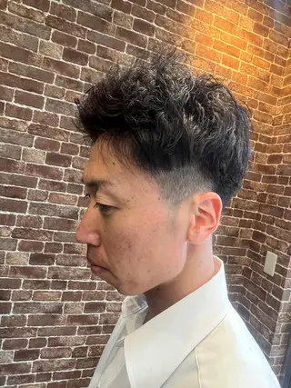 ショート カラー パーマ ヘアアレンジ メンズ キッズ ネイル マツエク・マツパ アイブロウ 久木原 ゆりのヘアスタイル