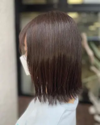 ミディアム カラー ハイトーン/レイヤー 似合わせ・ユキノのヘアスタイル