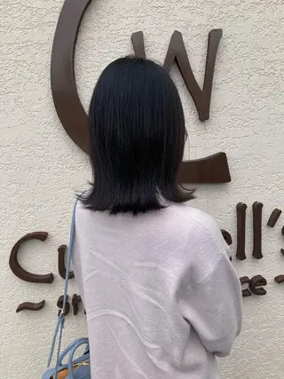 ミディアム Well‘s黒木🌿 レイヤー💎寒色のヘアスタイル