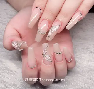 ネイル R inのネイルデザイン