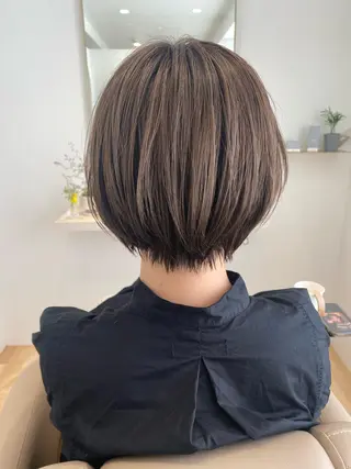 ショート カラー 森 海のヘアスタイル