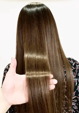 ロング 縮毛矯正専門店 FUNNYのヘアスタイル