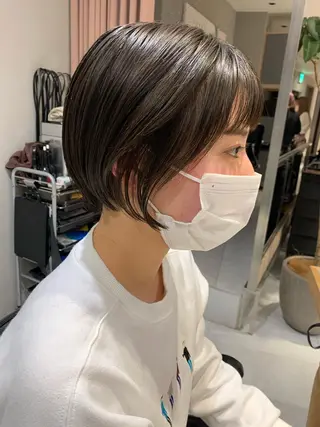 ショート 柔らか透け感カラー 🌿ムロヤリョウスケのヘアスタイル