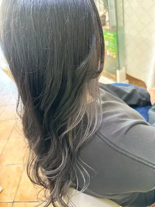 カラー 廣藤 梨花のヘアスタイル