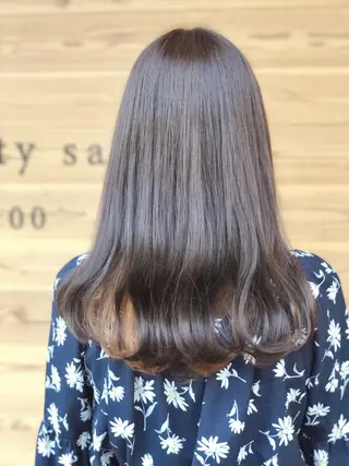 ロング カラー 舩坂 友賀のヘアスタイル