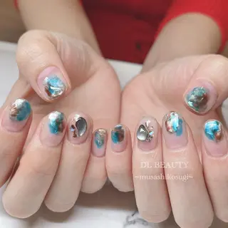ネイル .. momoko🕊のネイルデザイン
