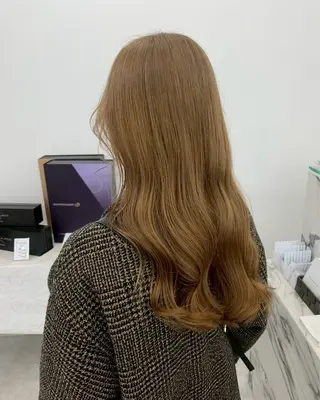 セミロング カラー 韓国 /透明感/サキナのヘアスタイル