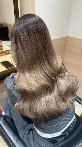 ロング カラー 天野 瑠真のヘアスタイル